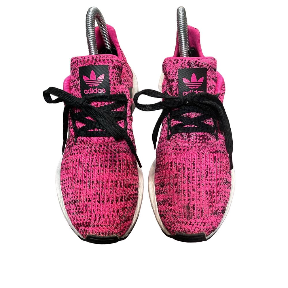Adidas Run Swift Sneaker Shoe Shock Pink Black Women's Size 5